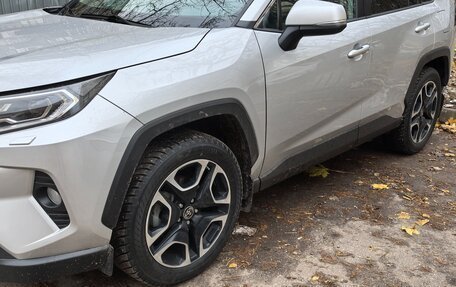 Toyota RAV4, 2021 год, 3 600 000 рублей, 12 фотография