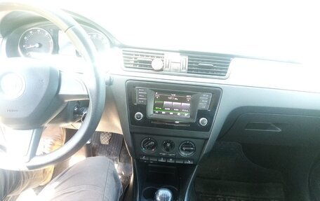 Skoda Rapid I, 2015 год, 600 000 рублей, 6 фотография