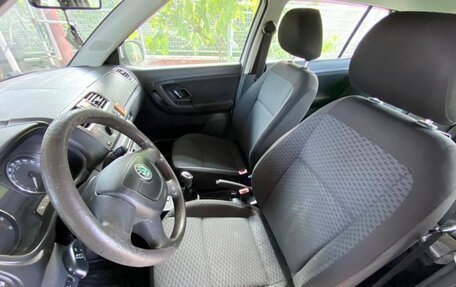 Skoda Fabia II, 2011 год, 650 000 рублей, 9 фотография