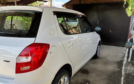Skoda Fabia II, 2011 год, 650 000 рублей, 4 фотография