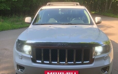 Jeep Grand Cherokee, 2012 год, 1 800 000 рублей, 2 фотография