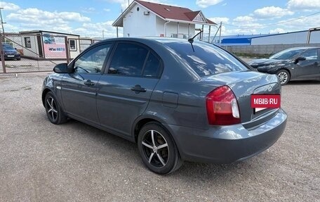Hyundai Verna II, 2008 год, 370 000 рублей, 3 фотография