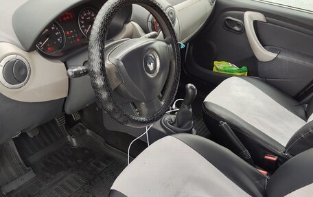 Renault Logan I, 2012 год, 400 000 рублей, 12 фотография