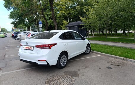 Hyundai Solaris II рестайлинг, 2018 год, 1 370 000 рублей, 2 фотография