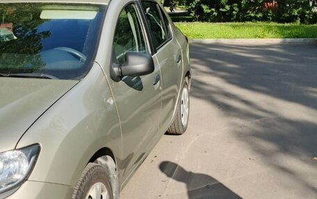 Renault Logan II, 2018 год, 716 000 рублей, 9 фотография