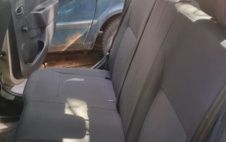 Renault Logan II, 2018 год, 716 000 рублей, 6 фотография