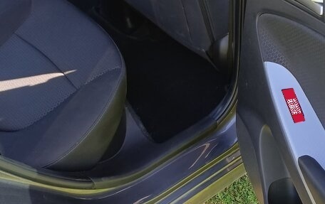 Hyundai Solaris II рестайлинг, 2014 год, 940 000 рублей, 13 фотография