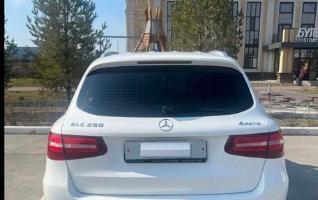 Mercedes-Benz GLC, 2015 год, 3 200 000 рублей, 2 фотография