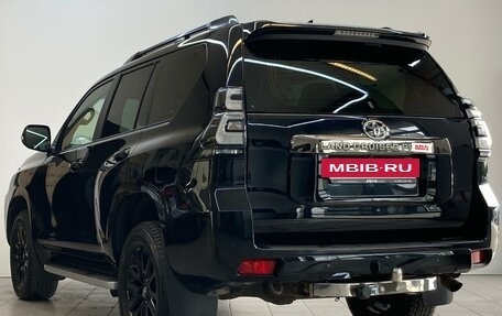 Toyota Land Cruiser Prado 150 рестайлинг 2, 2021 год, 7 500 000 рублей, 7 фотография