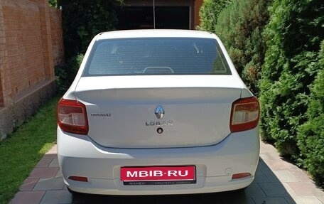 Renault Logan II, 2018 год, 590 000 рублей, 1 фотография