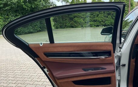BMW 7 серия, 2010 год, 2 350 000 рублей, 1 фотография