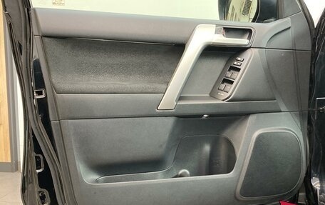 Toyota Land Cruiser Prado 150 рестайлинг 2, 2021 год, 7 500 000 рублей, 17 фотография