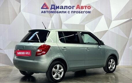 Skoda Fabia II, 2011 год, 850 000 рублей, 4 фотография