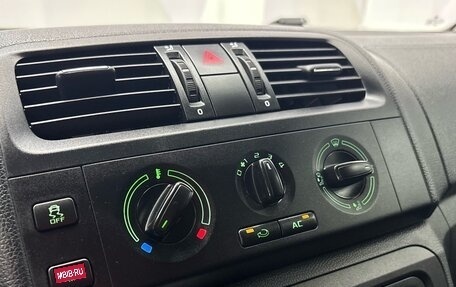 Skoda Fabia II, 2011 год, 850 000 рублей, 15 фотография