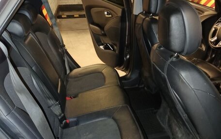 Hyundai ix35 I рестайлинг, 2013 год, 1 100 000 рублей, 13 фотография