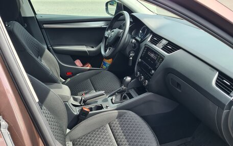 Skoda Octavia, 2018 год, 1 800 000 рублей, 14 фотография