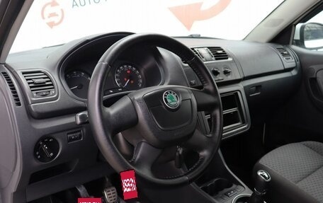 Skoda Fabia II, 2010 год, 650 000 рублей, 7 фотография