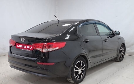 KIA Rio III рестайлинг, 2016 год, 880 000 рублей, 4 фотография