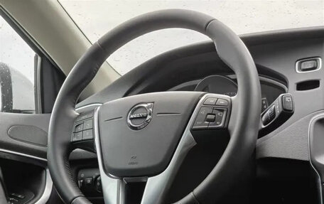 Volvo V40 II рестайлинг, 2019 год, 1 740 111 рублей, 8 фотография