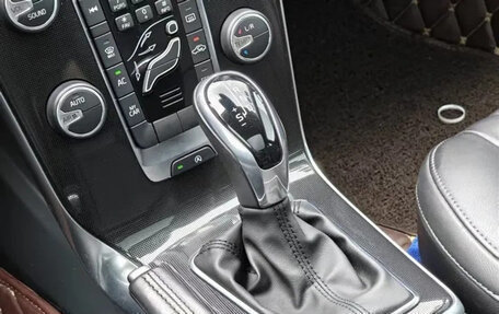 Volvo V40 II рестайлинг, 2019 год, 1 740 111 рублей, 16 фотография
