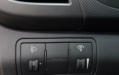 Hyundai Solaris II рестайлинг, 2013 год, 880 000 рублей, 10 фотография