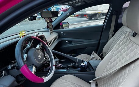 Hyundai Elantra, 2023 год, 2 080 000 рублей, 6 фотография
