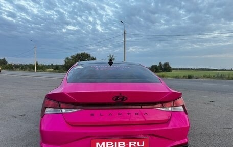 Hyundai Elantra, 2023 год, 2 080 000 рублей, 4 фотография