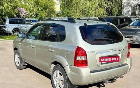 Hyundai Tucson III, 2007 год, 830 000 рублей, 3 фотография