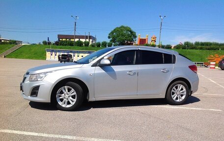 Chevrolet Cruze II, 2013 год, 895 000 рублей, 4 фотография