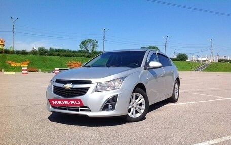 Chevrolet Cruze II, 2013 год, 895 000 рублей, 2 фотография