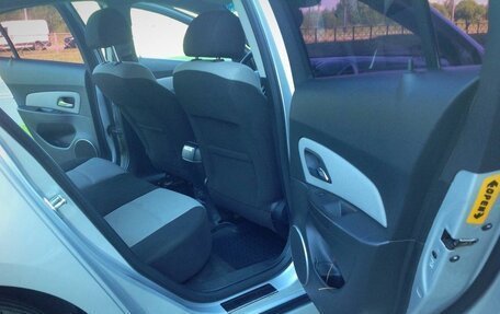 Chevrolet Cruze II, 2013 год, 895 000 рублей, 27 фотография