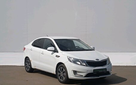 KIA Rio III рестайлинг, 2013 год, 540 000 рублей, 3 фотография