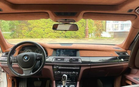 BMW 7 серия, 2010 год, 2 350 000 рублей, 10 фотография