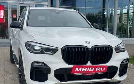 BMW X5, 2019 год, 5 999 000 рублей, 4 фотография