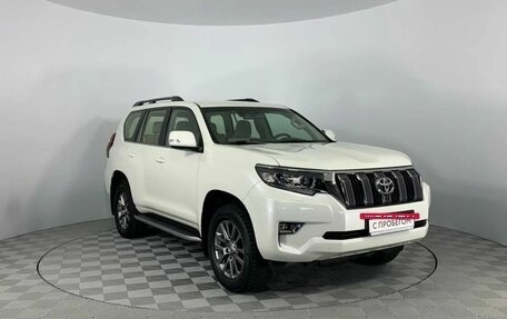 Toyota Land Cruiser Prado 150 рестайлинг 2, 2018 год, 6 295 000 рублей, 3 фотография