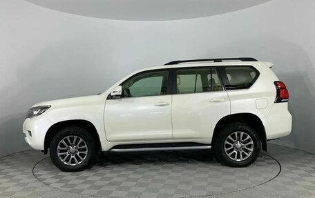 Toyota Land Cruiser Prado 150 рестайлинг 2, 2018 год, 6 295 000 рублей, 8 фотография