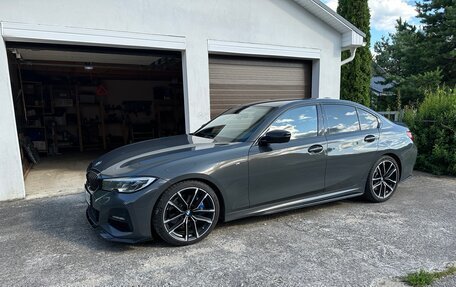 BMW 3 серия, 2019 год, 3 850 000 рублей, 3 фотография