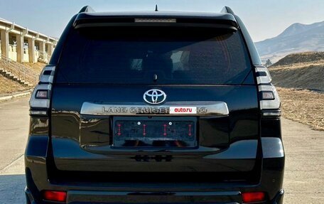 Toyota Land Cruiser Prado 150 рестайлинг 2, 2023 год, 8 500 000 рублей, 7 фотография