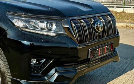 Toyota Land Cruiser Prado 150 рестайлинг 2, 2023 год, 8 500 000 рублей, 8 фотография