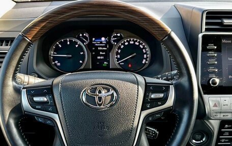 Toyota Land Cruiser Prado 150 рестайлинг 2, 2023 год, 8 500 000 рублей, 20 фотография