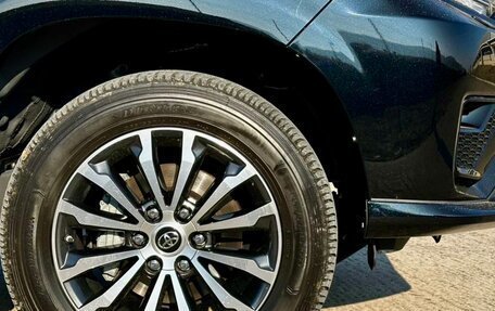 Toyota Land Cruiser Prado 150 рестайлинг 2, 2023 год, 8 500 000 рублей, 23 фотография