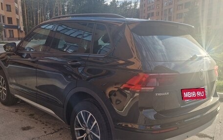 Volkswagen Tiguan II, 2020 год, 3 900 000 рублей, 6 фотография