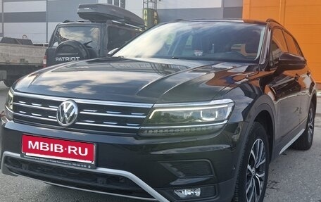 Volkswagen Tiguan II, 2020 год, 3 900 000 рублей, 4 фотография