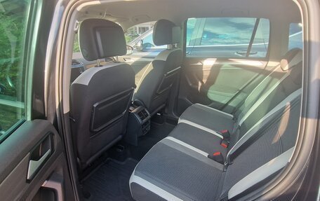 Volkswagen Tiguan II, 2020 год, 3 900 000 рублей, 23 фотография