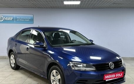 Volkswagen Jetta VI, 2015 год, 943 000 рублей, 3 фотография