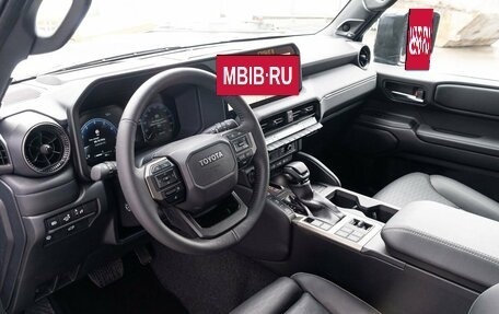 Toyota Land Cruiser Prado, 2024 год, 10 700 000 рублей, 14 фотография