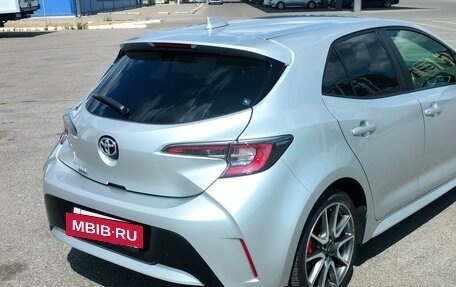 Toyota Corolla, 2021 год, 2 200 000 рублей, 10 фотография