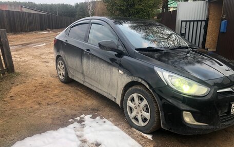 Hyundai Solaris II рестайлинг, 2012 год, 720 000 рублей, 2 фотография