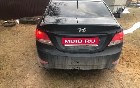 Hyundai Solaris II рестайлинг, 2012 год, 720 000 рублей, 4 фотография