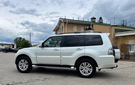 Mitsubishi Pajero IV, 2014 год, 2 385 000 рублей, 8 фотография